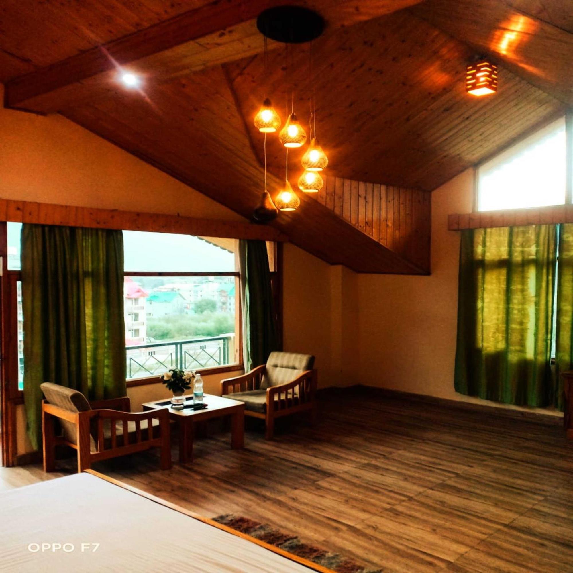 Hotel Jamla Inn Manāli Exterior foto